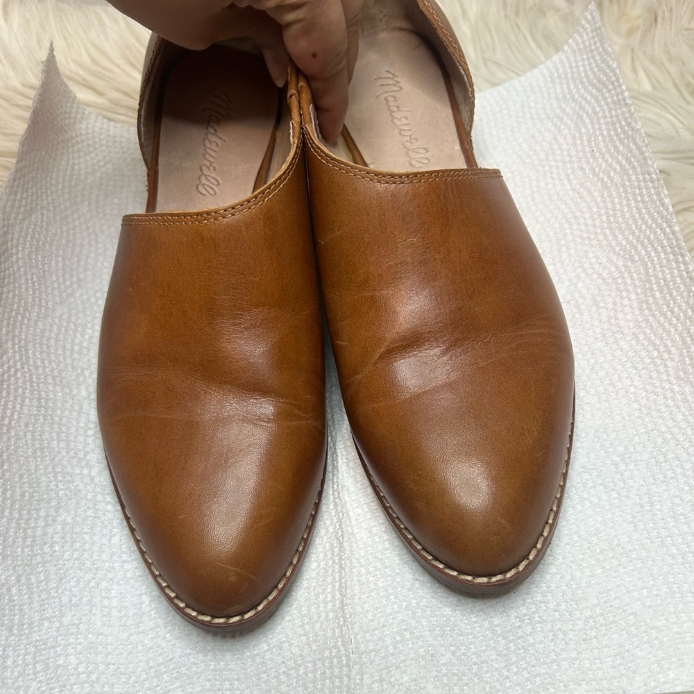 Madewell booties sleek and cute, slight used